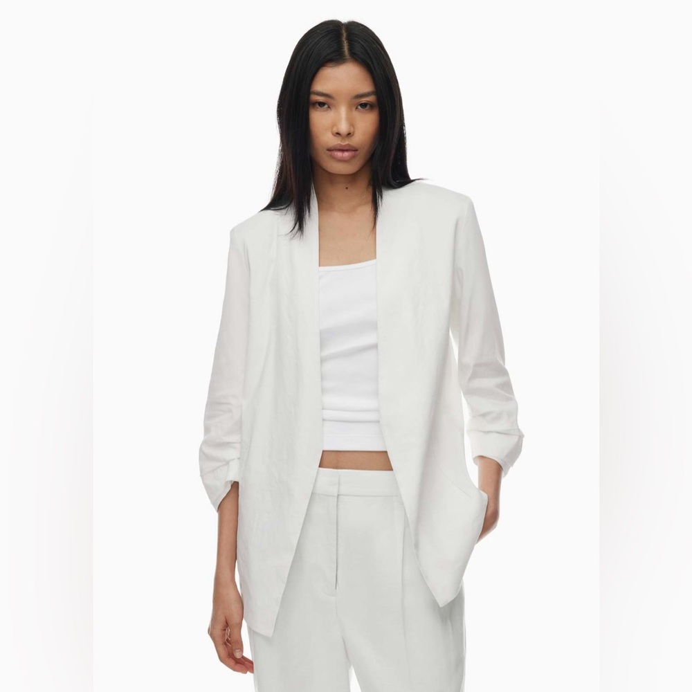Babaton New Power Linen Blazer